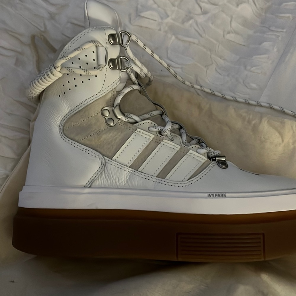 Adidas Ivy Park “Icy Park” Super Sleek Boots Size 8.5